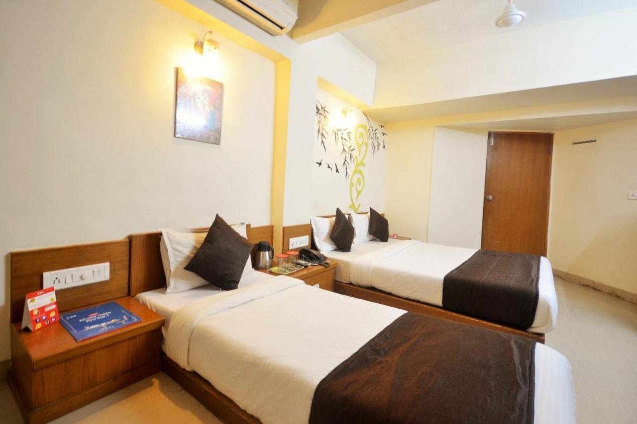 Hotel Campus Ahmadábád Kültér fotó