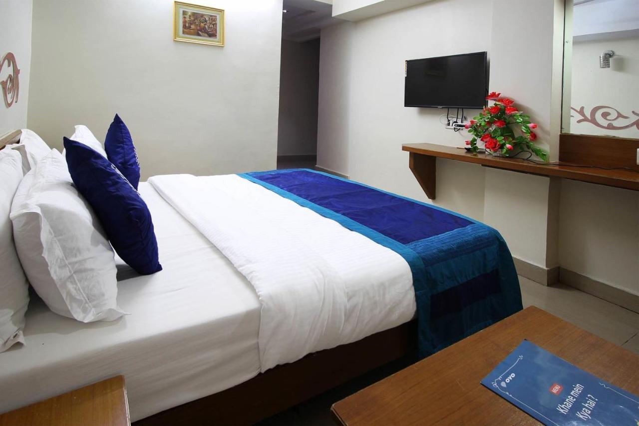 Hotel Campus Ahmadábád Kültér fotó